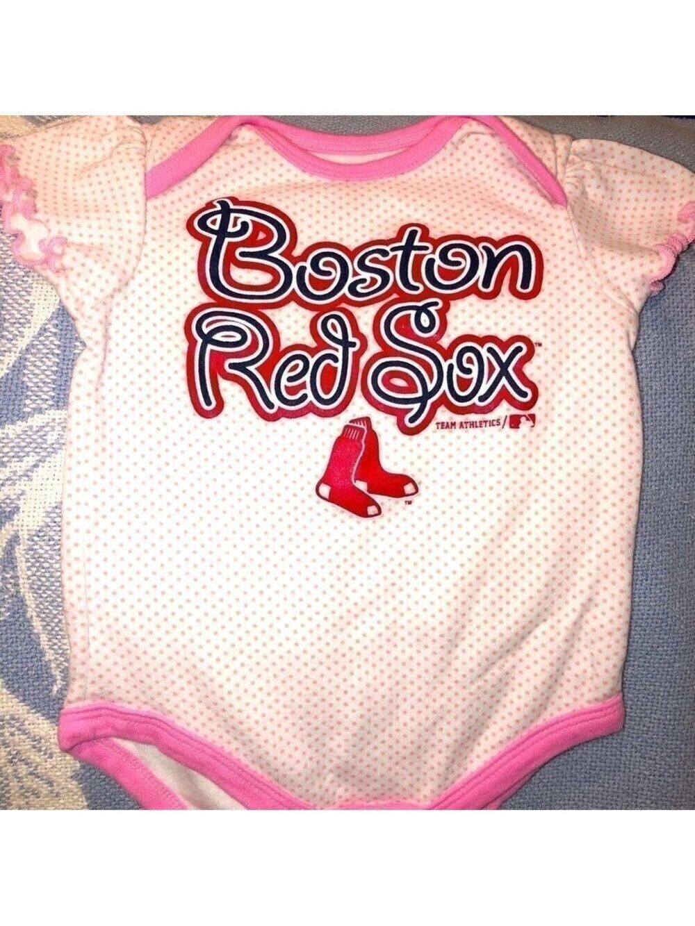 nwot Boston Red Sox Infant 6-9M Onesie/Bodysuit